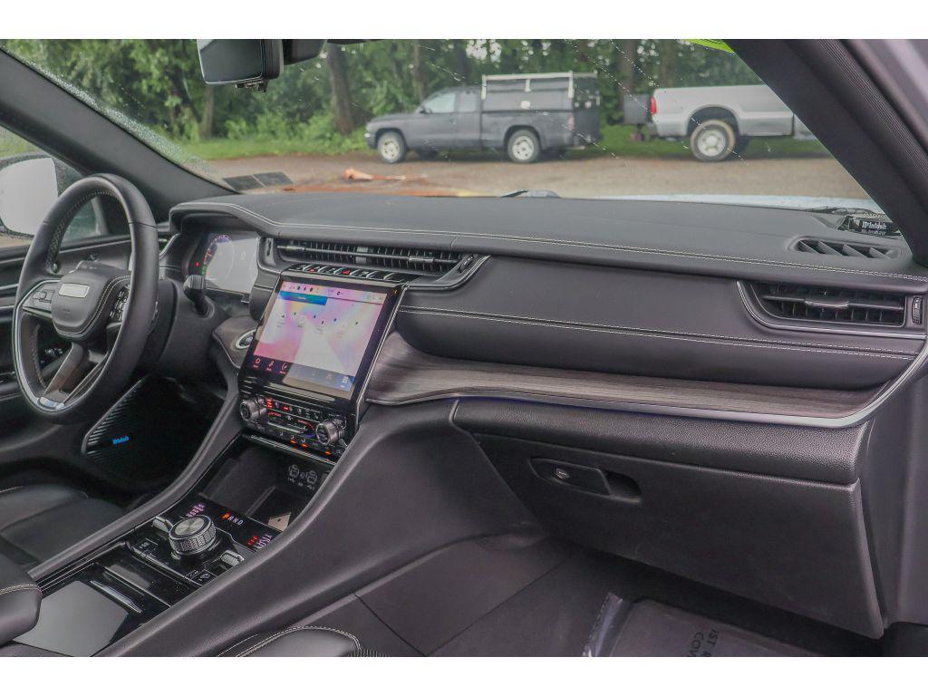 used 2022 Jeep Grand Cherokee car, priced at $36,999