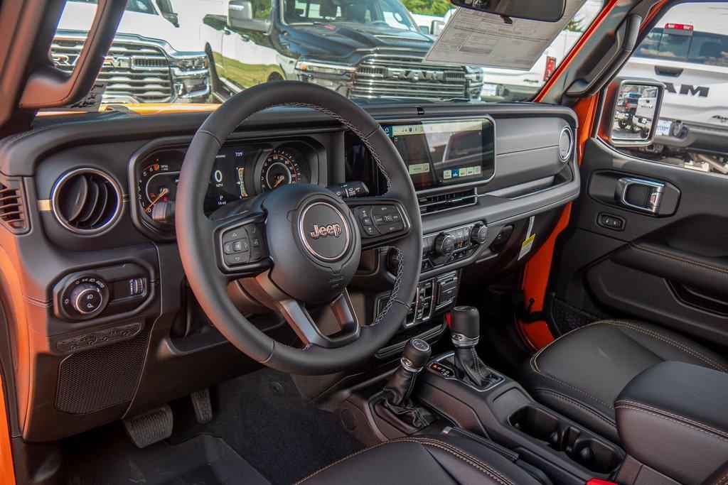 new 2025 Jeep Gladiator car, priced at $50,275