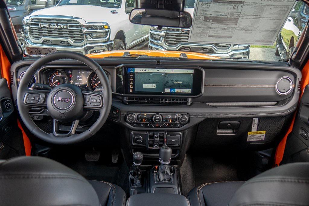 new 2025 Jeep Gladiator car, priced at $50,275