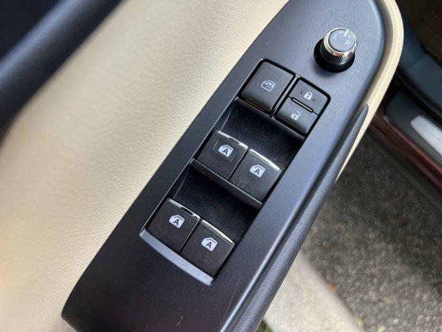 used 2016 Toyota Highlander car, priced at $19,254