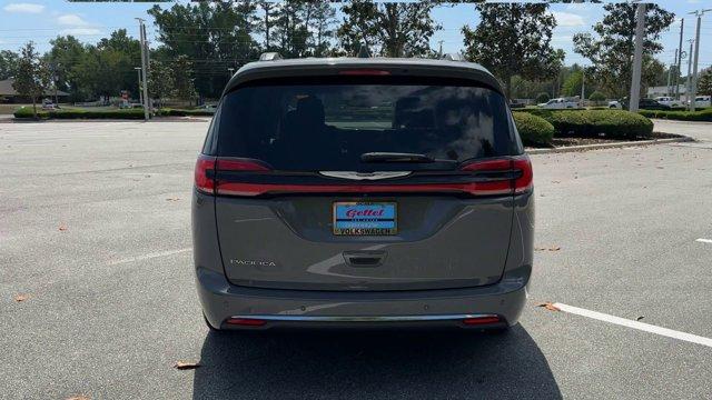 used 2022 Chrysler Pacifica car, priced at $24,000
