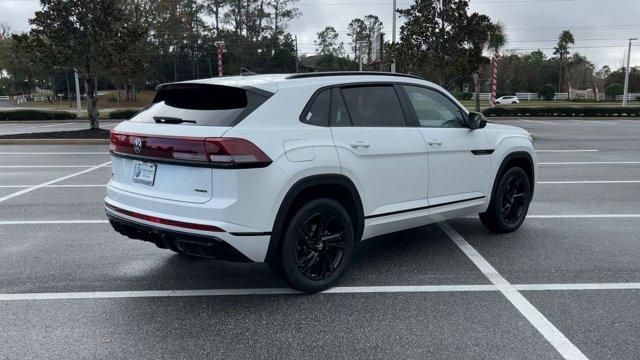 new 2025 Volkswagen Atlas Cross Sport car