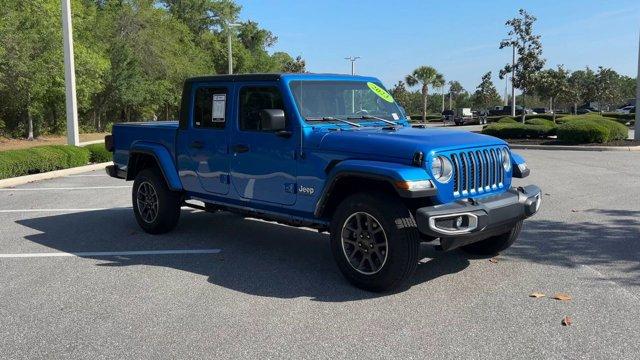 used 2023 Jeep Gladiator car, priced at $29,400