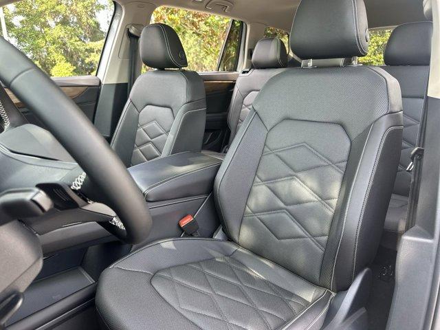 new 2025 Volkswagen Atlas car, priced at $43,934