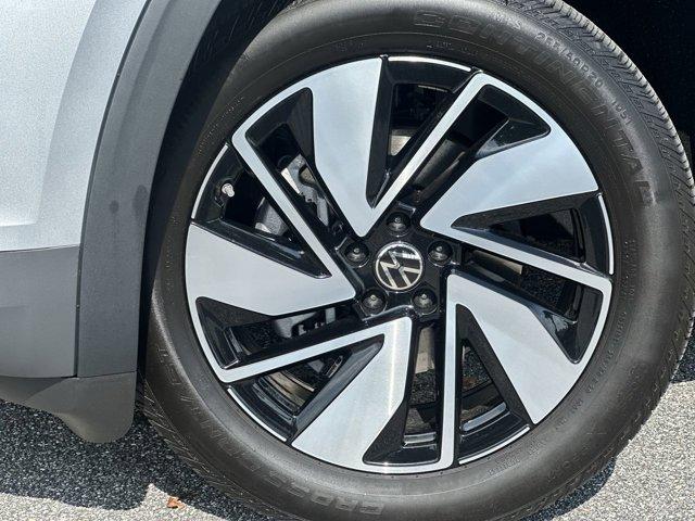 new 2025 Volkswagen Atlas car, priced at $43,934