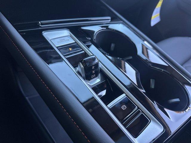new 2025 Volkswagen Atlas car, priced at $47,450