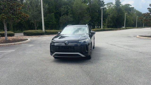 new 2025 Volkswagen Tiguan car