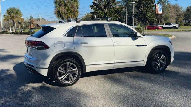 new 2024 Volkswagen Atlas Cross Sport car, priced at $52,643