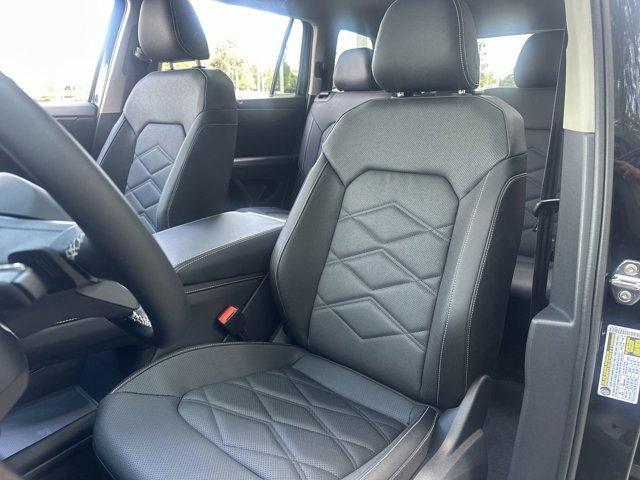 new 2025 Volkswagen Atlas car, priced at $45,371