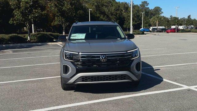 new 2025 Volkswagen Atlas car, priced at $49,111