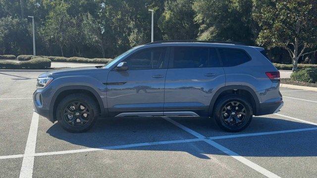 new 2025 Volkswagen Atlas car, priced at $49,111