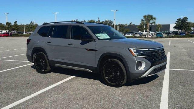 new 2025 Volkswagen Atlas car, priced at $49,111