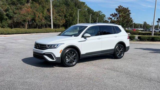 new 2024 Volkswagen Tiguan car, priced at $33,638