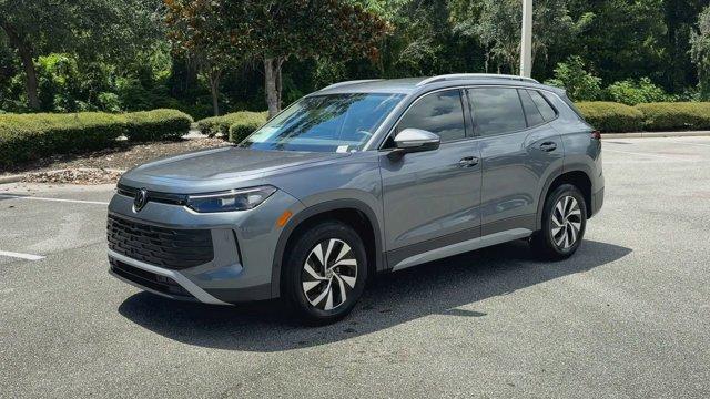 new 2025 Volkswagen Tiguan car, priced at $30,946