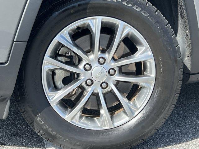 used 2021 Jeep Cherokee car, priced at $18,500