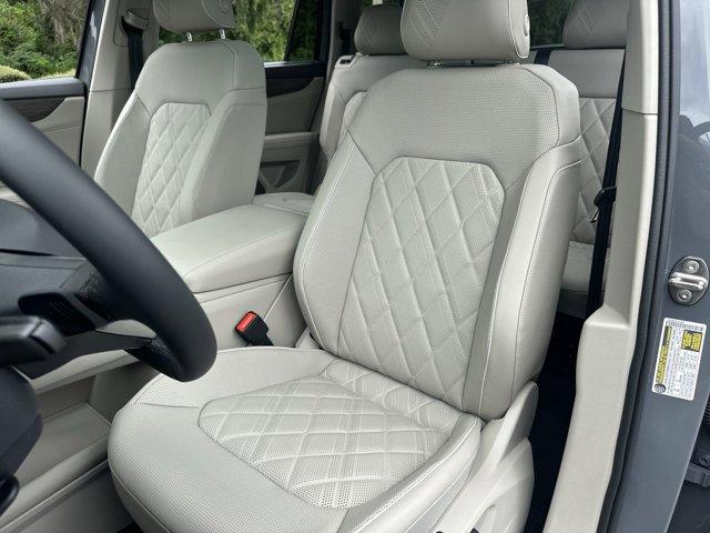 new 2026 Volkswagen Atlas car