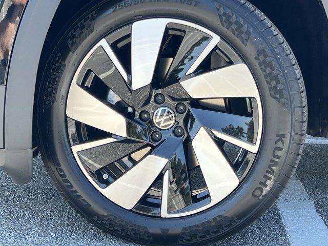 new 2025 Volkswagen Atlas Cross Sport car, priced at $44,969