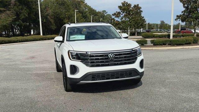 new 2025 Volkswagen Atlas car, priced at $46,226