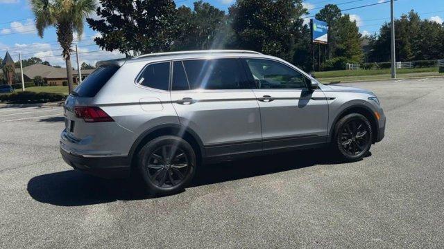 new 2024 Volkswagen Tiguan car, priced at $33,638