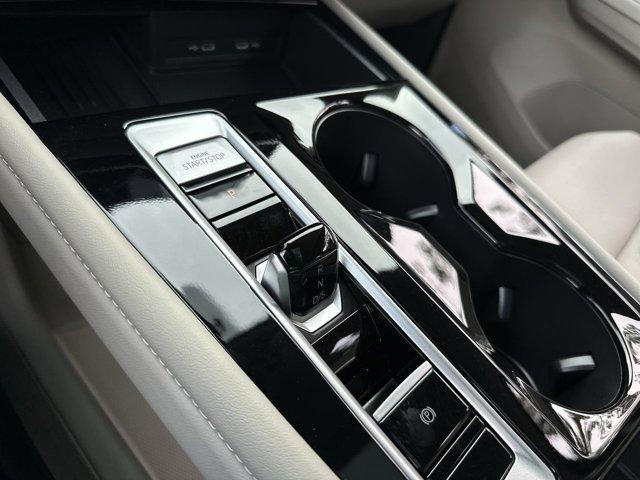 new 2025 Volkswagen Atlas car, priced at $44,394