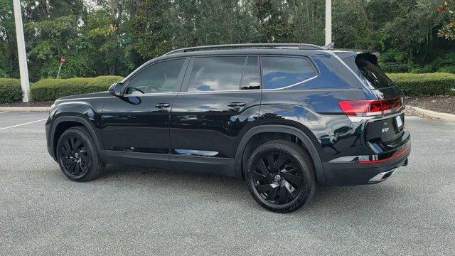 new 2025 Volkswagen Atlas car, priced at $44,394