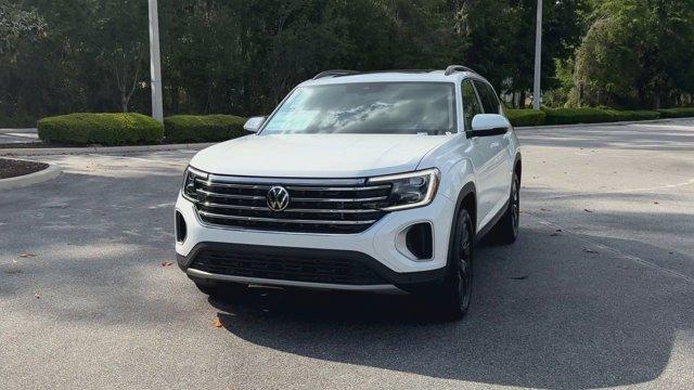 new 2025 Volkswagen Atlas car, priced at $44,703