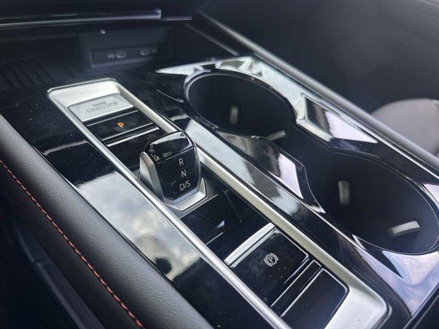new 2025 Volkswagen Atlas car, priced at $47,996