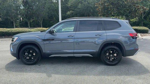 new 2025 Volkswagen Atlas car, priced at $47,996