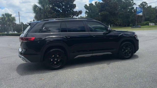 new 2024 Volkswagen Atlas car, priced at $51,824