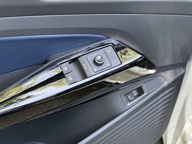 new 2025 Volkswagen ID.4 car