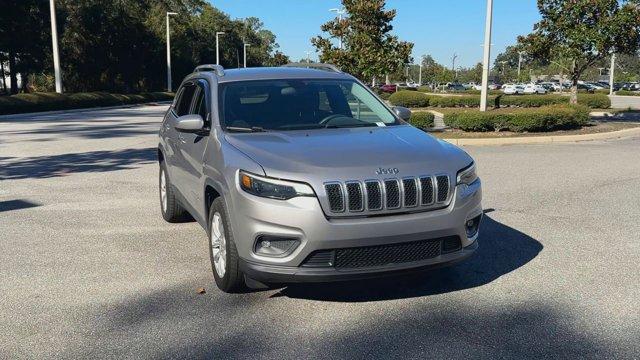 used 2019 Jeep Cherokee car, priced at $12,898