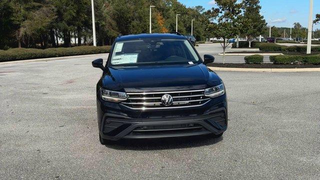 new 2024 Volkswagen Tiguan car, priced at $31,178