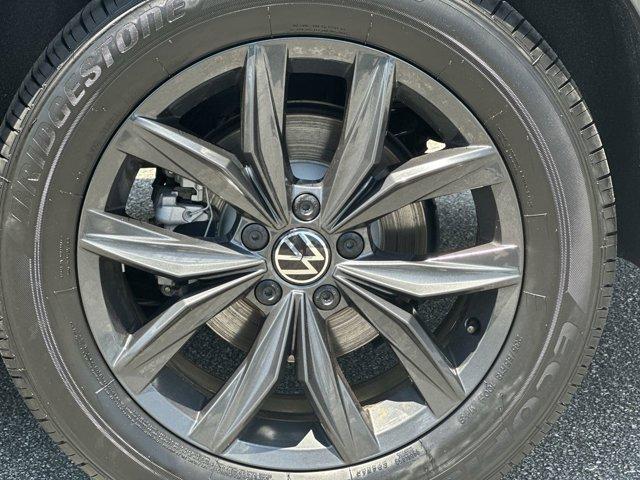 new 2024 Volkswagen Tiguan car, priced at $34,933