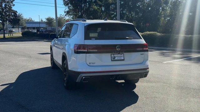 new 2025 Volkswagen Atlas car, priced at $49,476