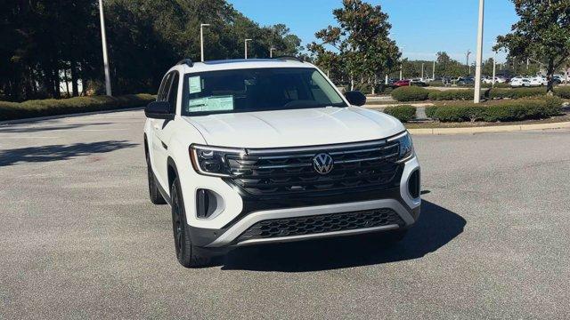 new 2025 Volkswagen Atlas car, priced at $49,476