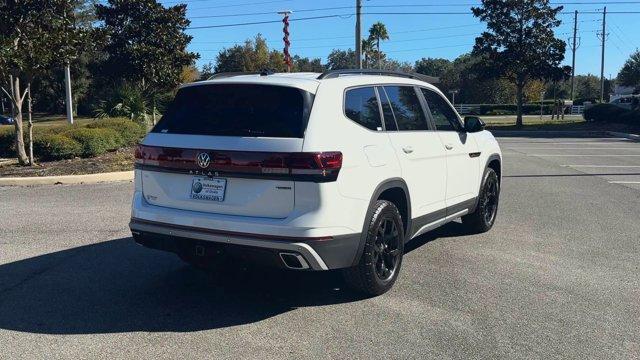 new 2025 Volkswagen Atlas car, priced at $49,476