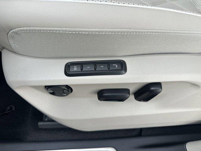 new 2026 Volkswagen Atlas car