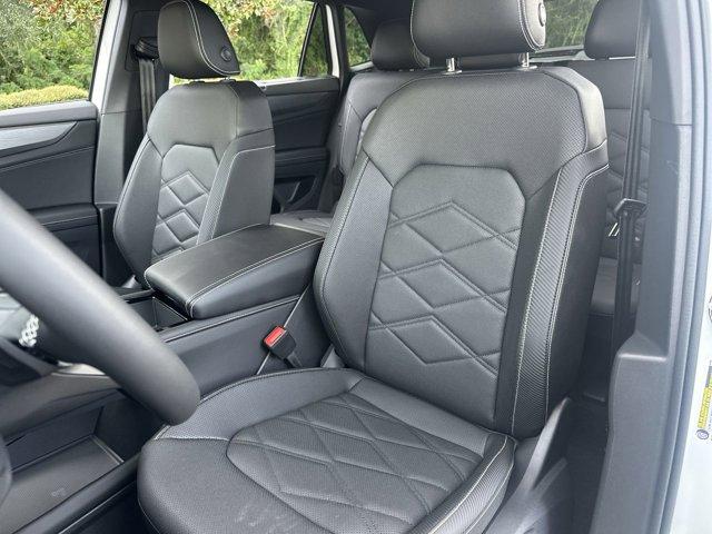 new 2026 Volkswagen Atlas Cross Sport car