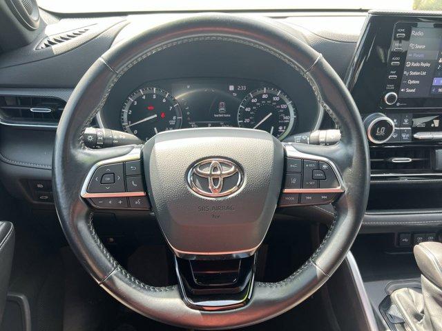 used 2021 Toyota Highlander car, priced at $33,943