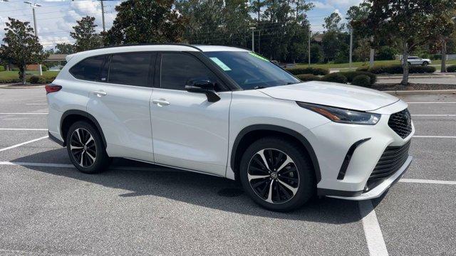 used 2021 Toyota Highlander car, priced at $33,943