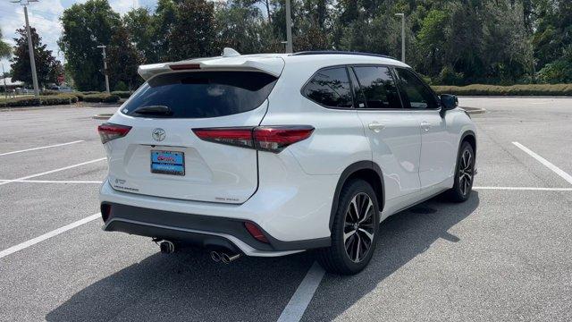 used 2021 Toyota Highlander car, priced at $33,943
