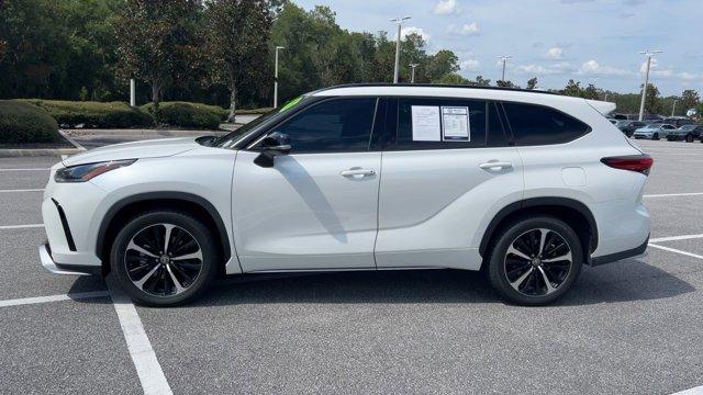 used 2021 Toyota Highlander car, priced at $33,943