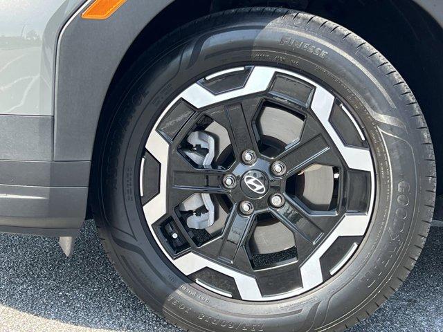 used 2024 Hyundai Santa Fe car, priced at $28,000