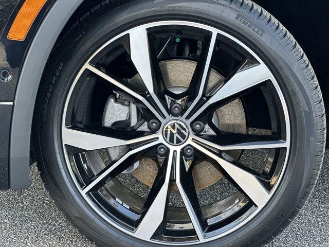 new 2024 Volkswagen Tiguan car, priced at $39,553