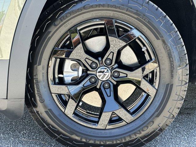 new 2025 Volkswagen Atlas car, priced at $47,299