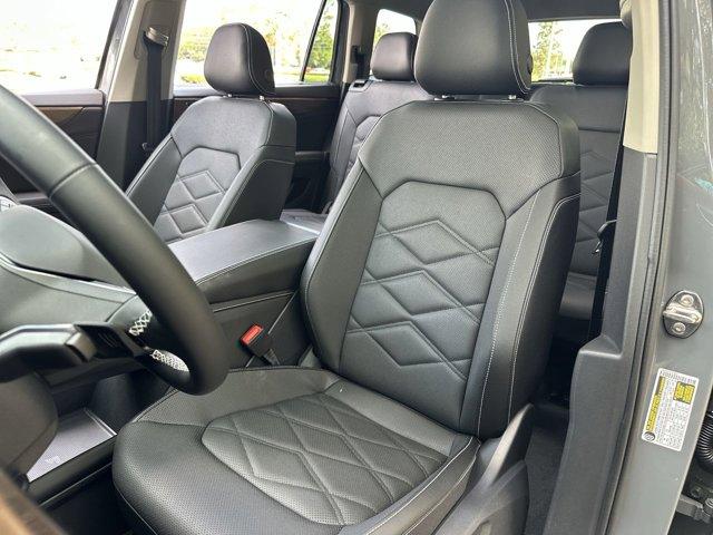 new 2025 Volkswagen Atlas car, priced at $44,532