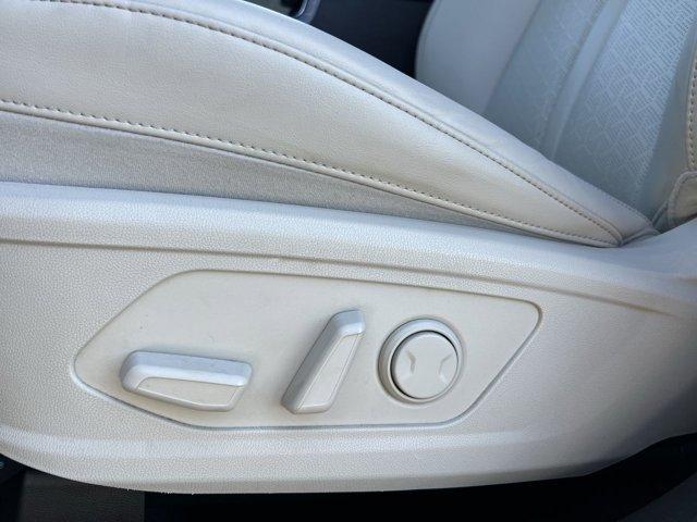 used 2022 Kia Sorento car, priced at $30,000