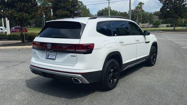 new 2025 Volkswagen Atlas car, priced at $48,130