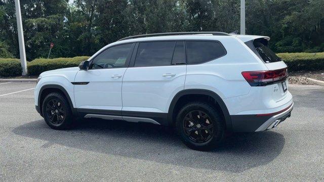 new 2025 Volkswagen Atlas car, priced at $48,130
