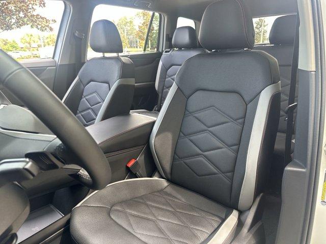new 2025 Volkswagen Atlas car, priced at $48,130